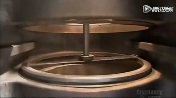 比人還大的大型閥門是怎么制造出來的？-