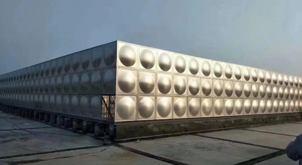 這4種供水方案你家小區(qū)用的是哪種？來(lái)看看這些年二次供水的發(fā)展史-